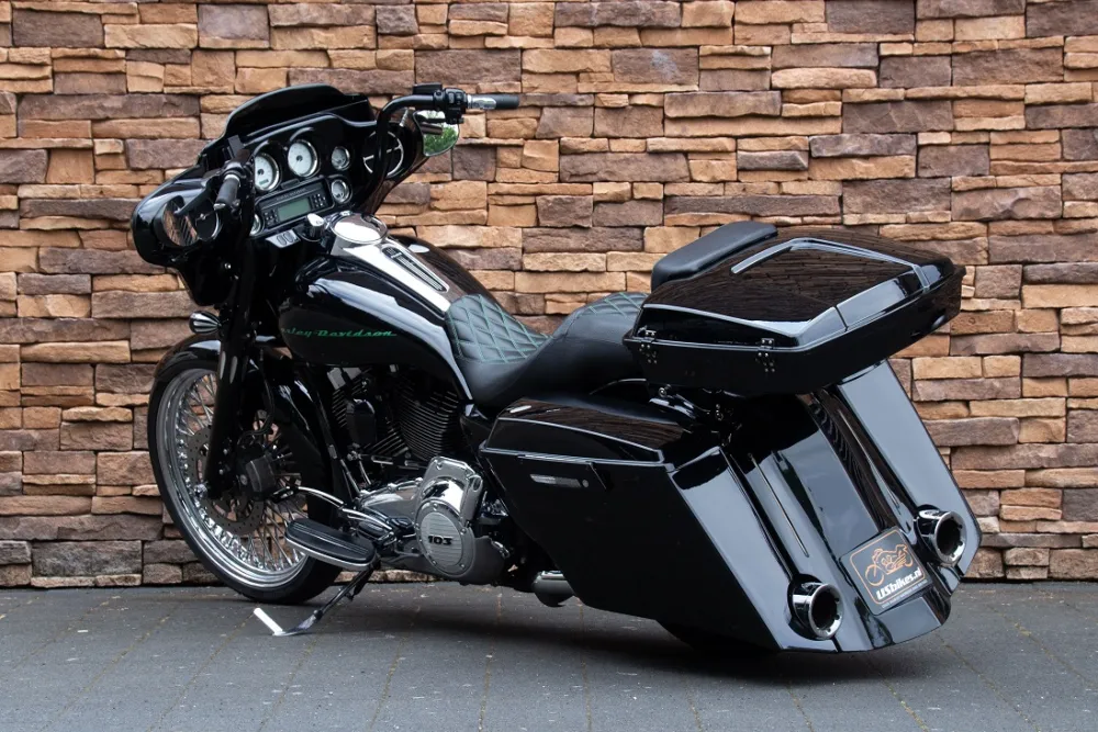 2011 Harley-Davidson FLHX Street Glide Bagger 103 *VERKOCHT*