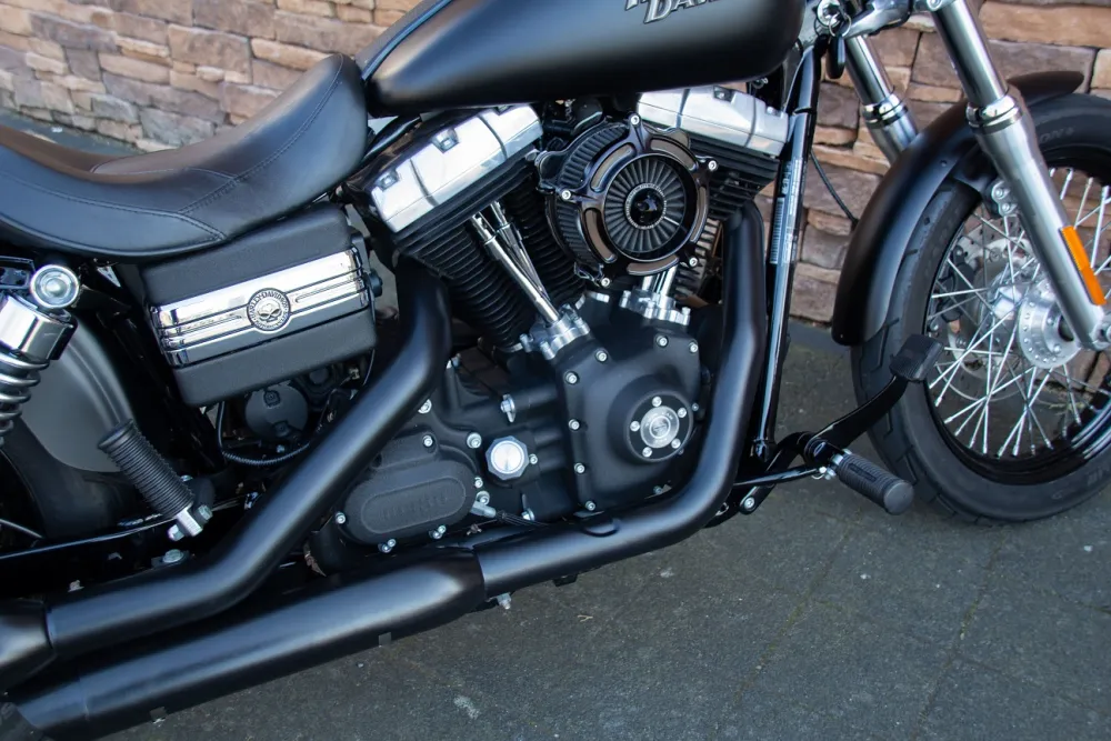 2011 Harley-Davidson FXDB Dyna Street Bob *VERKOCHT*