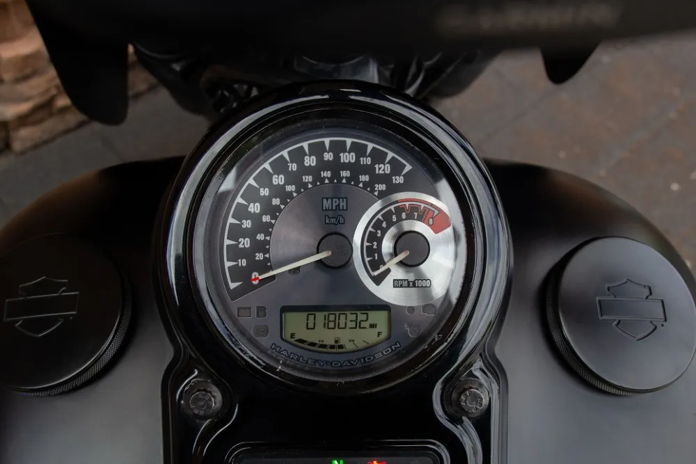 2011 Harley-Davidson FXDF Dyna Fat Bob Special 96 *VERKOCHT*