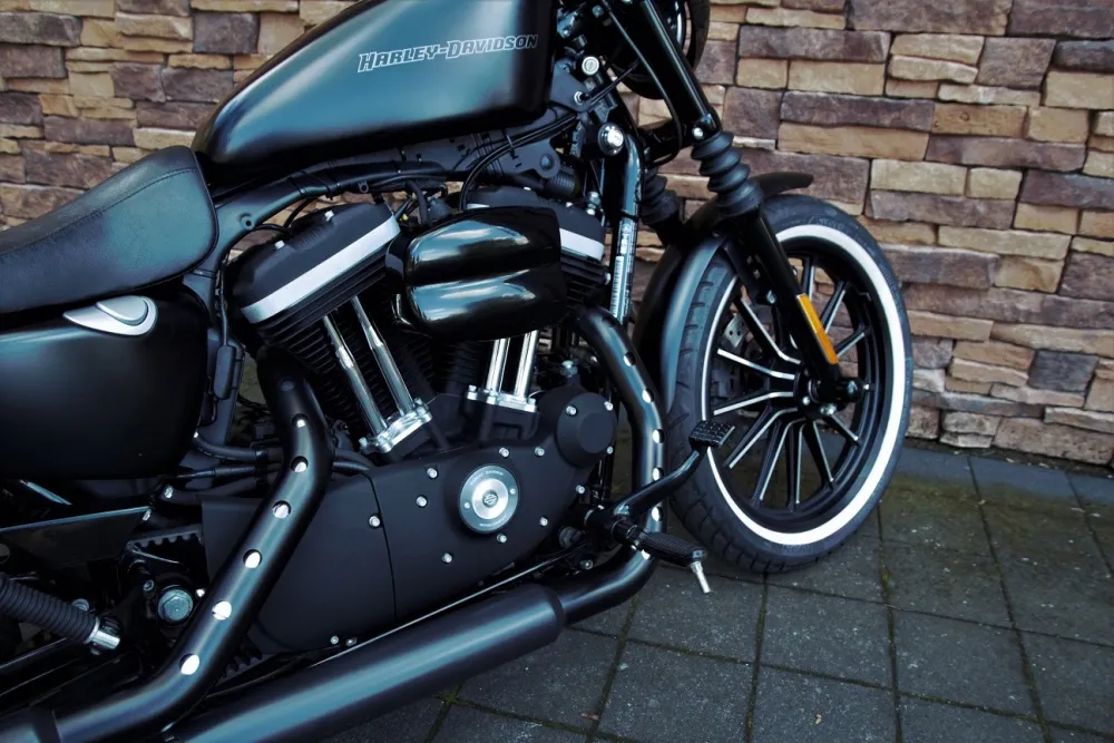 2011 Harley-Davidson XL 883 N Sportster Iron *VERKOCHT*
