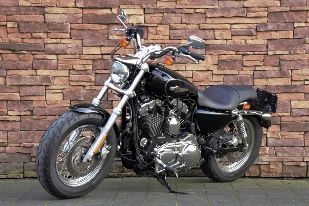 2011 Harley-Davidson Sportster XL 1200 CA Custom *VERKOCHT*