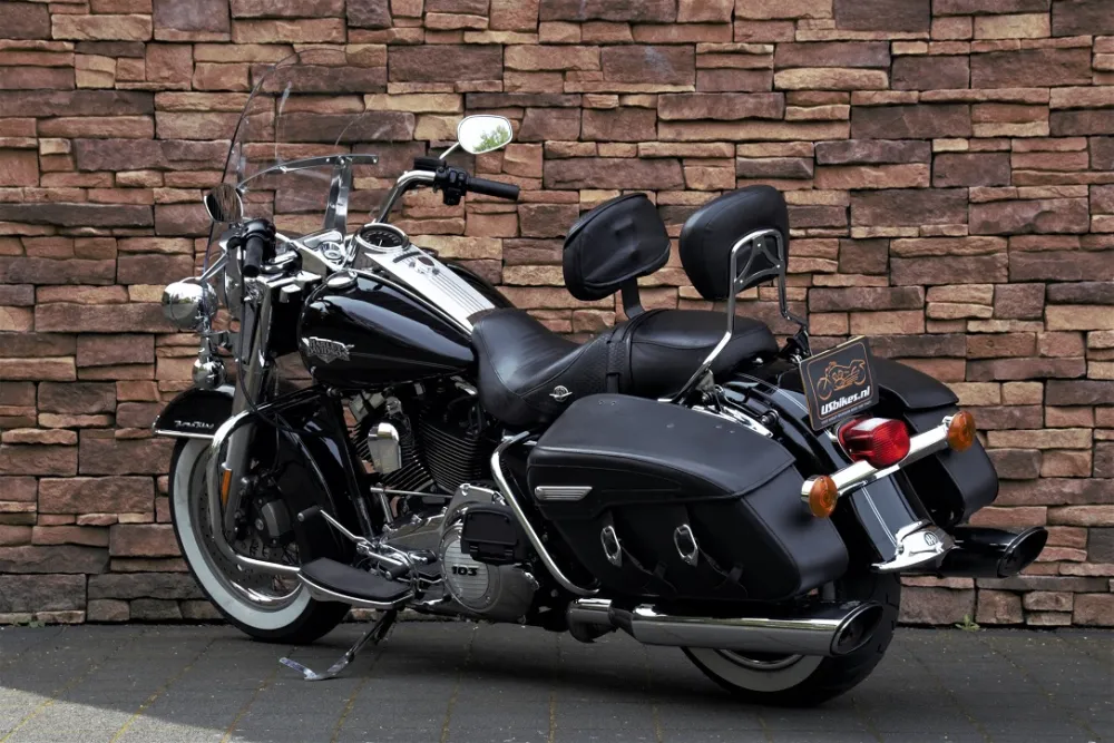 2013 Harley-Davidson FLHRC Road King Classic 103 ABS *VERKOCHT*