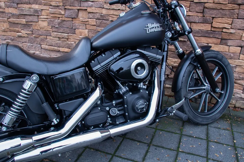 2016 Harley-Davidson FXDBC Dyna Street Bob Limited 103 *VERKOCHT*