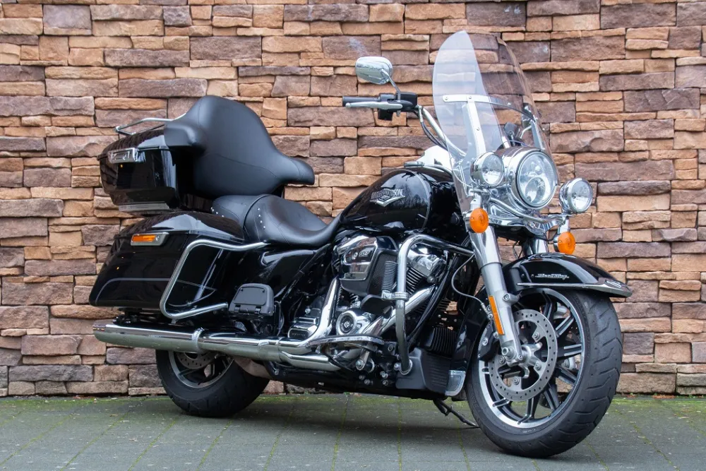 2017 Harley-Davidson FLHR Road King Touring 107 M8 *VERKOCHT*