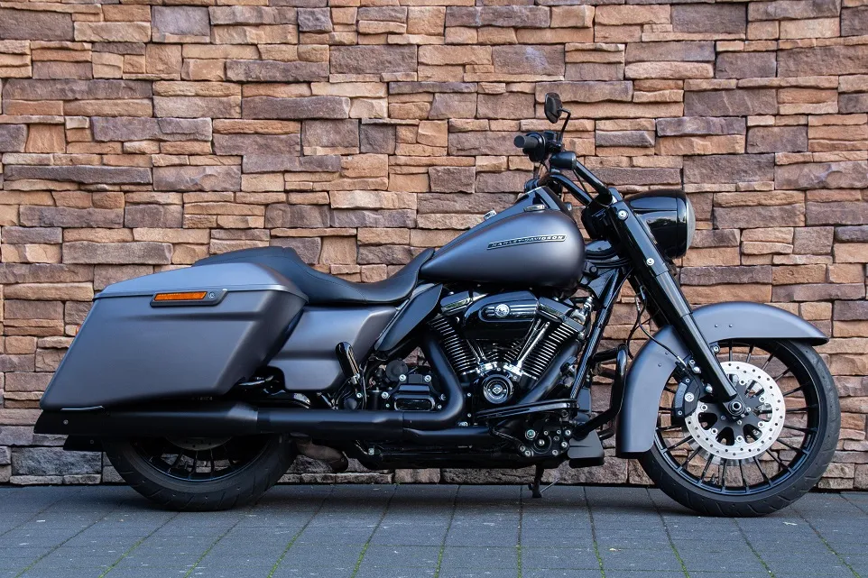 2017 Harley-Davidson FLHRXS Road King Special 107 M8 *VERKOCHT*