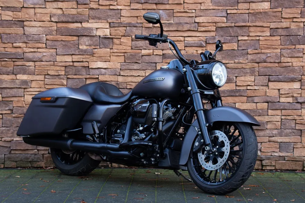 2017 Harley-Davidson FLHRXS Road King Special 107 M8 *VERKOCHT*