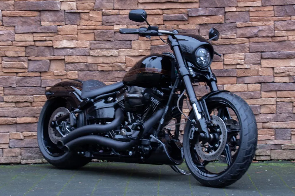 2017 Harley-Davidson FXSE Pro Street Breakout CVO 110 Screamin Eagle *VERKOCHT*