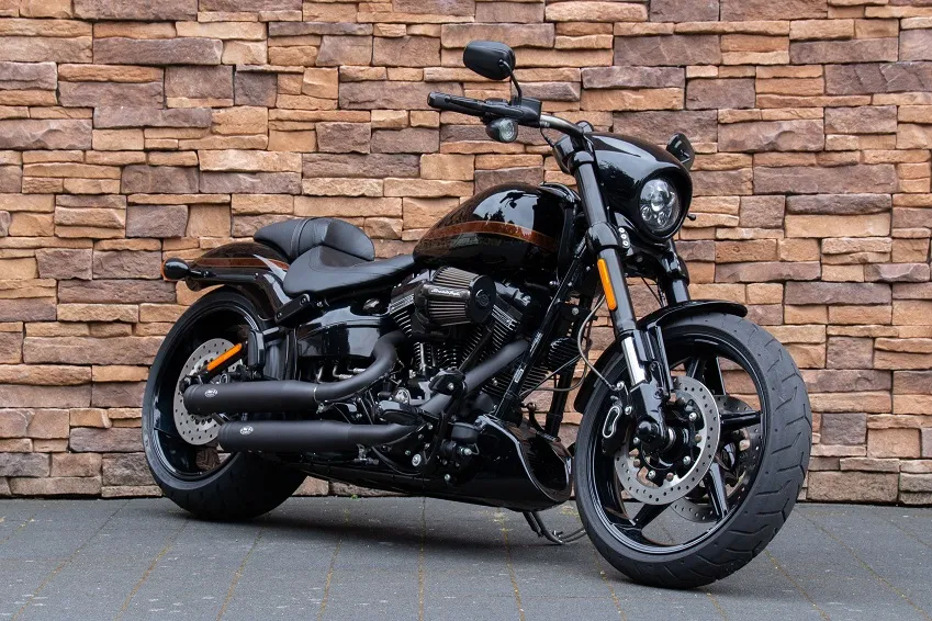 2017 Harley-Davidson FXSE Pro Street Breakout CVO 110 Screamin Eagle *VERKOCHT*