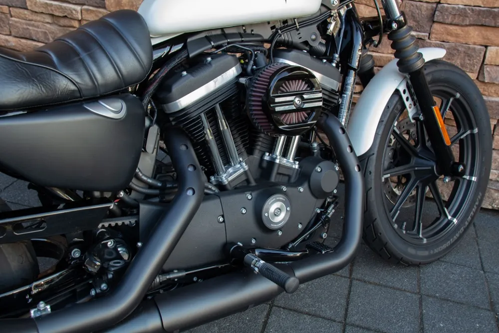 2017 Harley-Davidson XL 883 N Sportster Iron ABS *VERKOCHT*