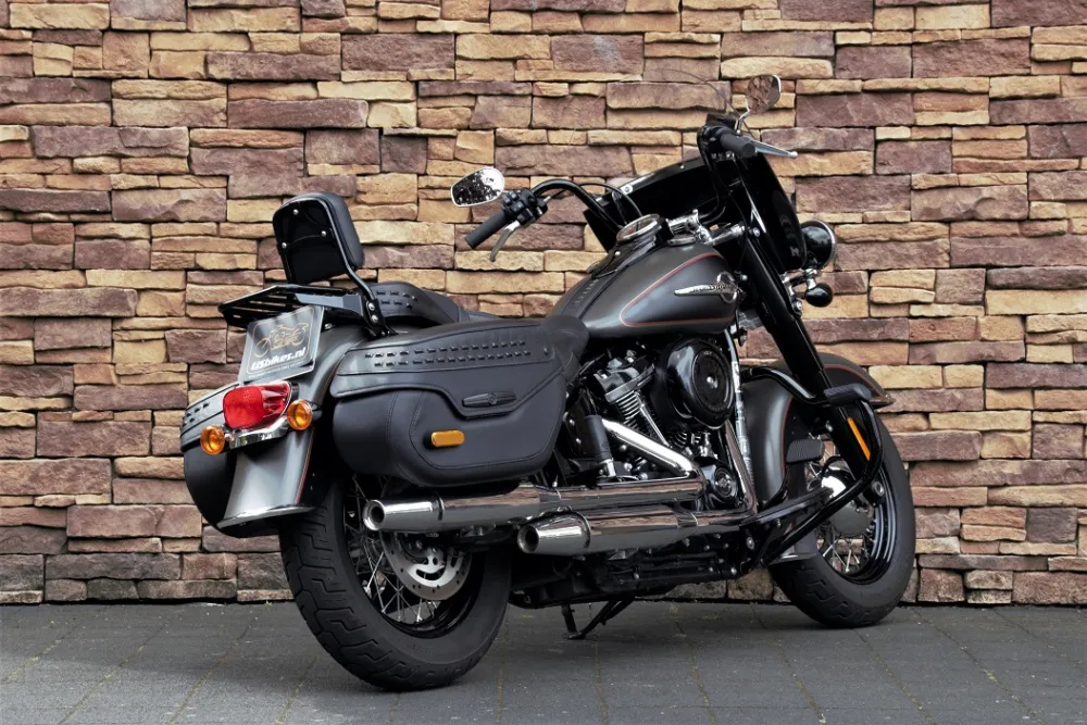 2018 Harley-Davidson FLHC Heritage Classic Softail M8 *VERKOCHT*