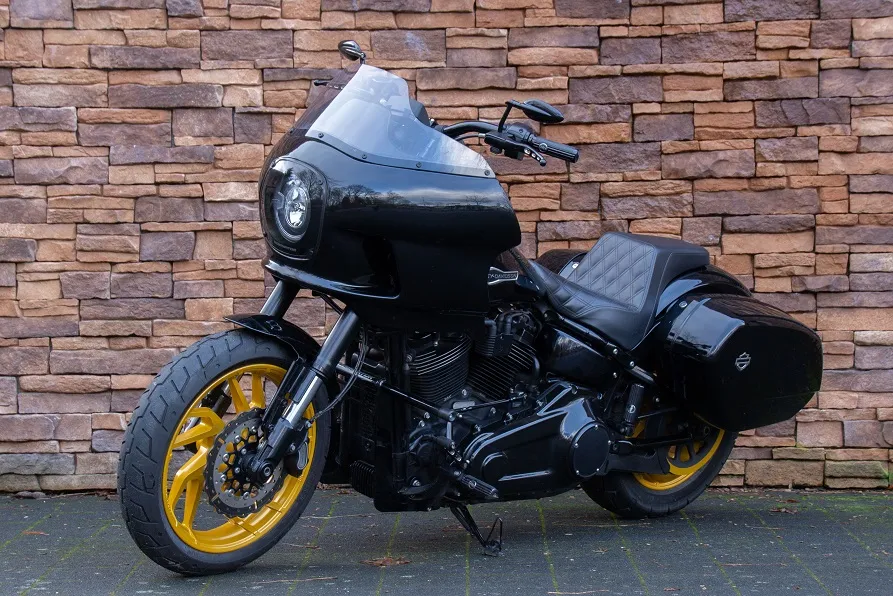 2018 Harley-Davidson FLSB Sport Glide Softail 124 S&S Stage 4 Clubstyle *VERKOCHT*