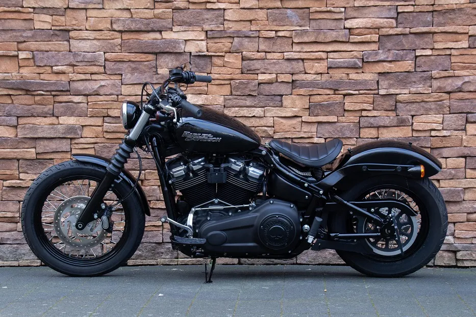 2018 Harley-Davidson FXBB Street Bob Softail 107 M8 Old School *VERKOCHT*