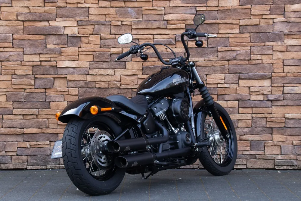 2018 Harley-Davidson FXBB Softail Street Bob 107 M Jekyll & Hyde *VERKOCHT*
