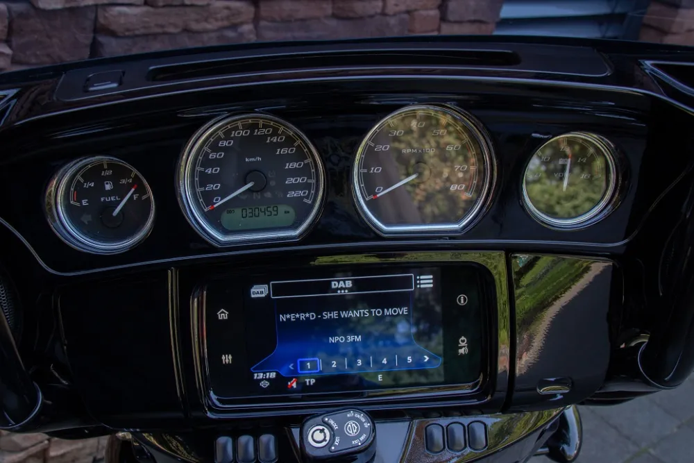 2019 Harley-Davidson FLHXS Street Glide Special 114 M8 black edition *VERKOCHT*