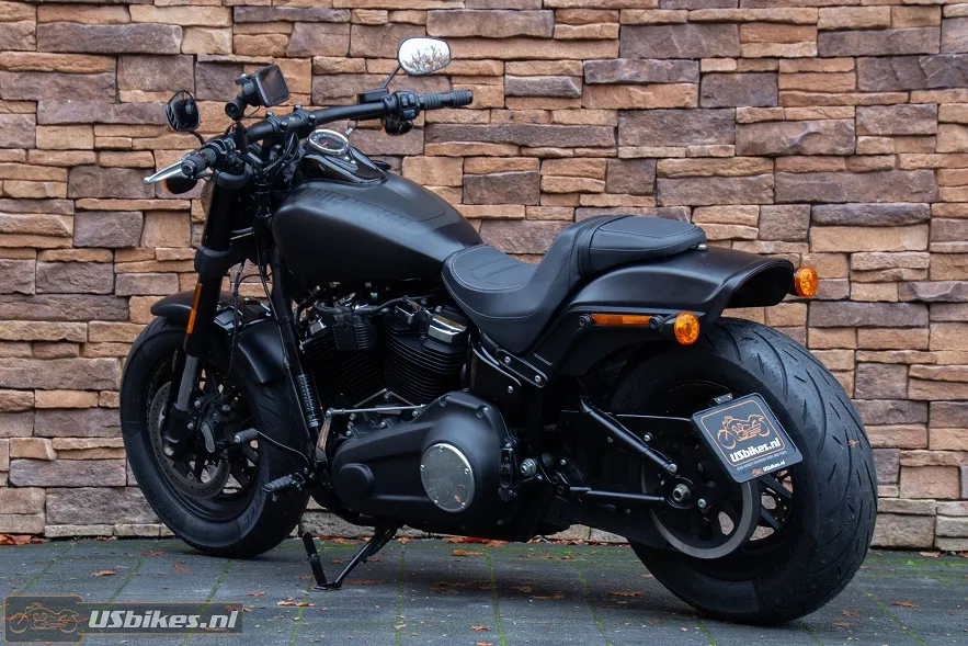 2019 Harley-Davidson FXFB Fat Bob Softail 107 Jekill & Hyde