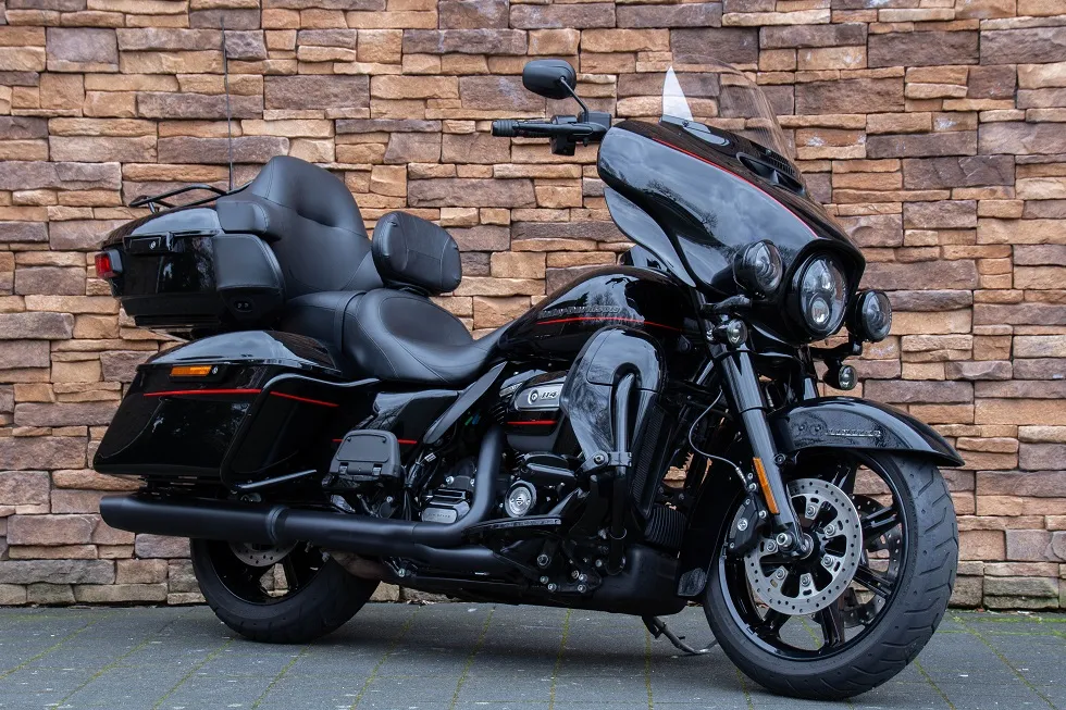 2020 Harley-Davidson Ultra Limited 114 FLHTK Blacked Out