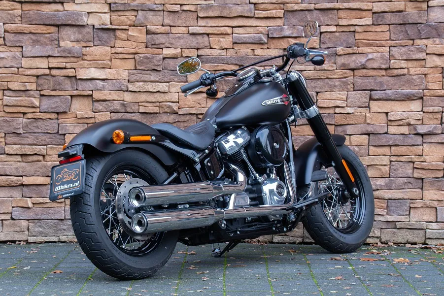 2020 Harley-Davidson FLSL Softail Slim 107 M8 *VERKOCHT*