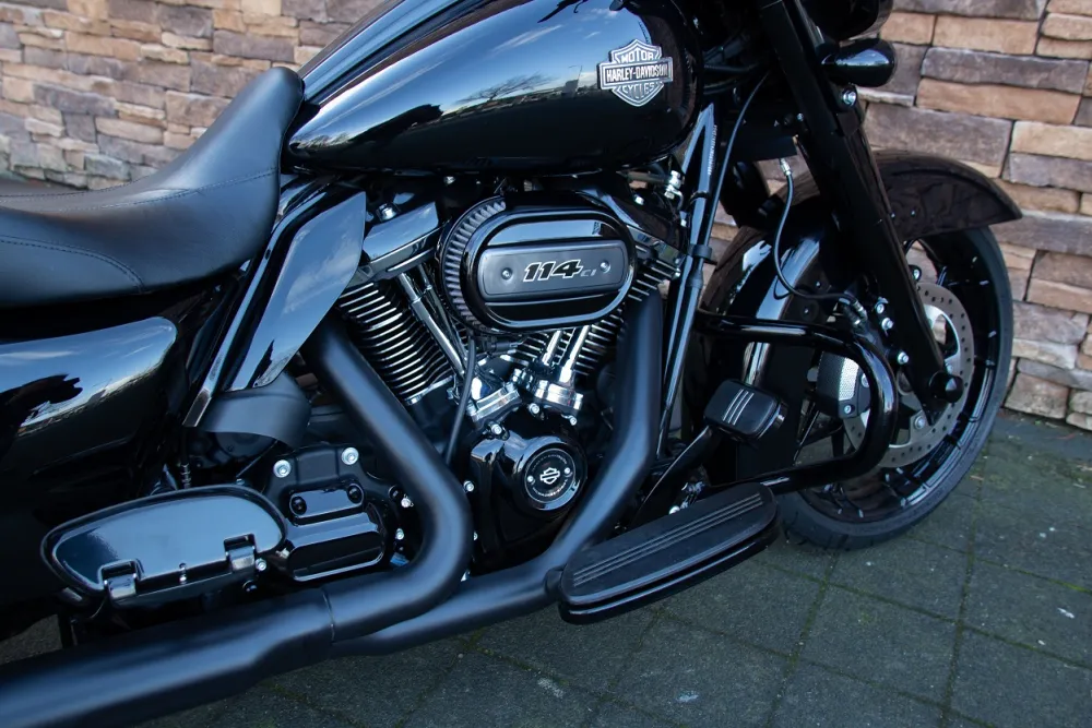 2021 Harley-Davidson FLHXS Street Glide Special 114 M8 black edition *VERKOCHT*