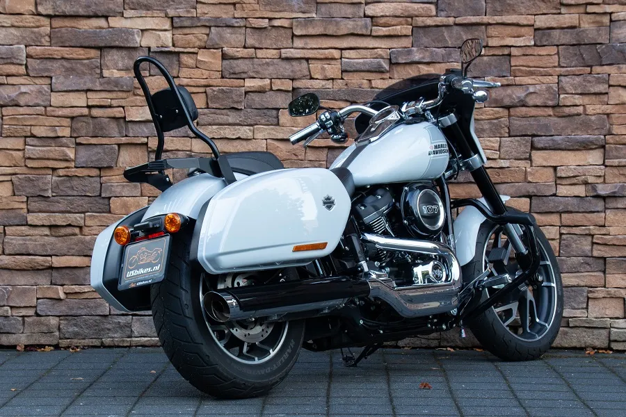 2021 Harley-Davidson FLSB Sport Glide Softail 107 M8