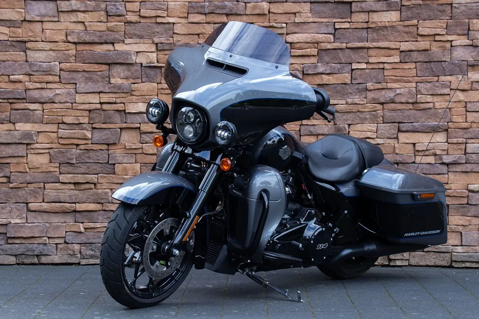 2022 Harley-Davidson FLHXS Street Glide Special 114 M8 black edition *VERKOCHT*