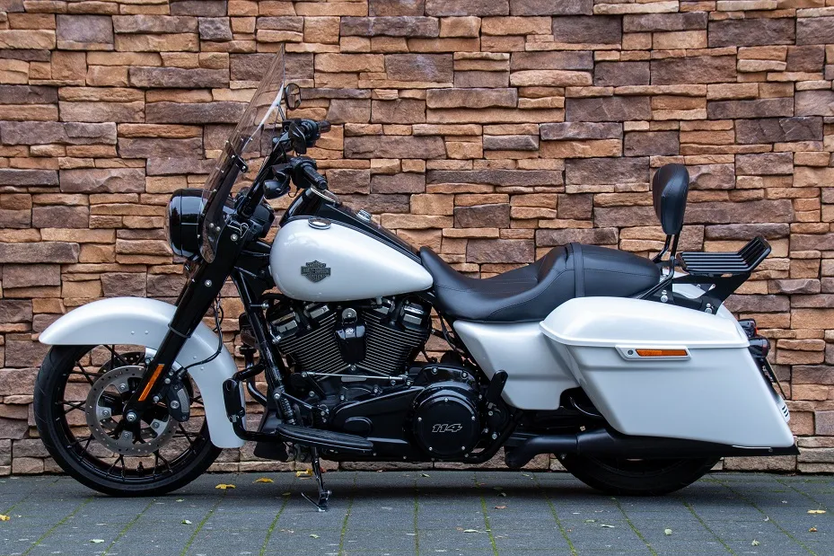 2024 Harley-Davidson FLHRXS Road King Special M8 114 *VERKOCHT*