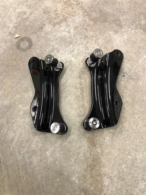 Harley-Davidson Touring 4-punts docking hardware set hoogglans zwart (2014-up)