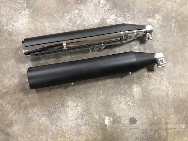 Uitlaatdempers Harley-Davidson Softail M8 origineel (2018-up)