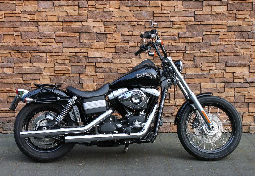 2010 Harley Davidson FXDB Street Bob 1584 6 versnellingen *VERKOCHT*