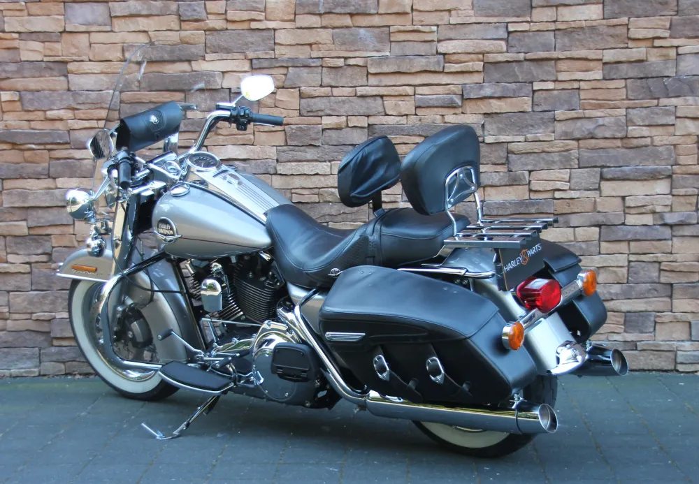2008 Harley-Davidson FLHRC Road King Classic in vrijwel nieuwstaat *VERKOCHT*
