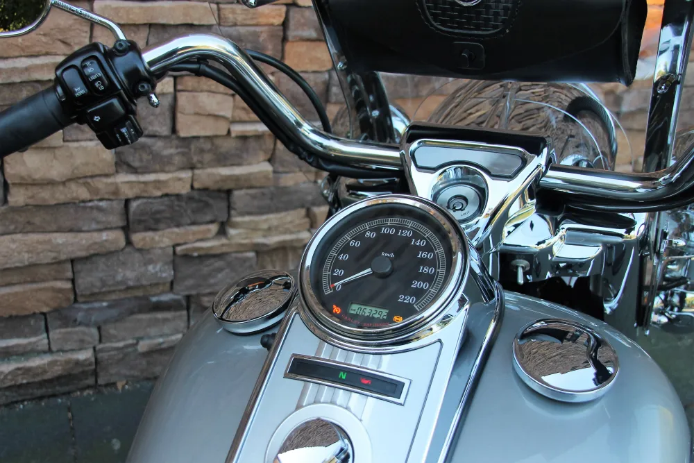 2008 Harley-Davidson FLHRC Road King Classic in vrijwel nieuwstaat *VERKOCHT*