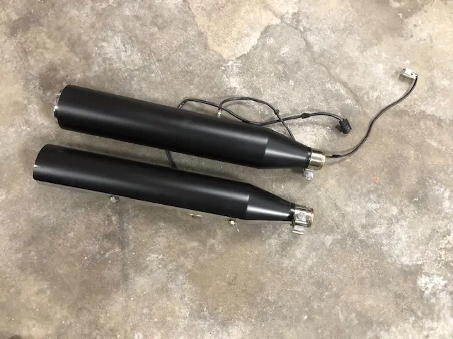 Originele uitlaatdempers Harley-Davidson Softail M8 114 FXBBS Street Bob FXLRS(T) Low Rider S (2021-up)