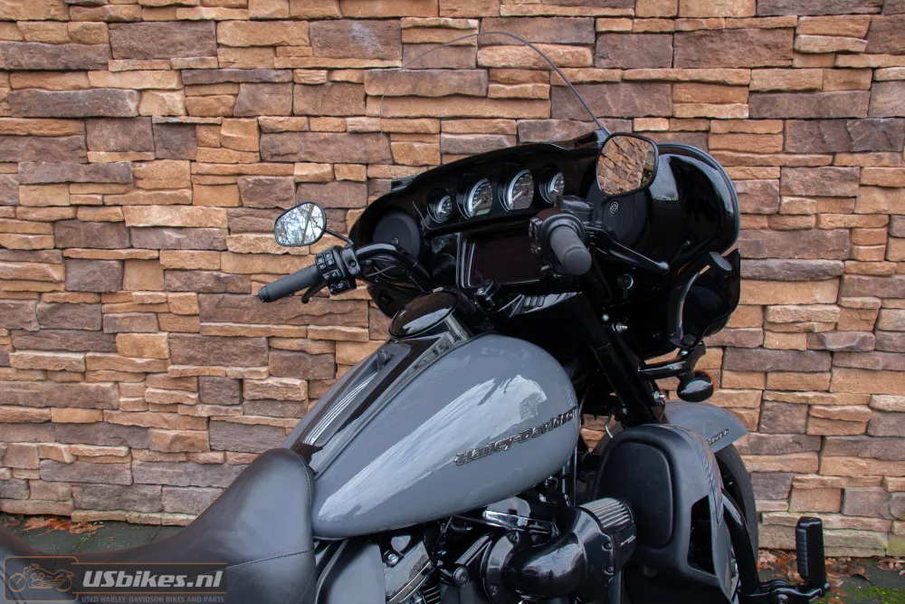 2022 Harley-Davidson FLHTK Ultra Limited 114 Touring Jekill Hyde Gunship Gray