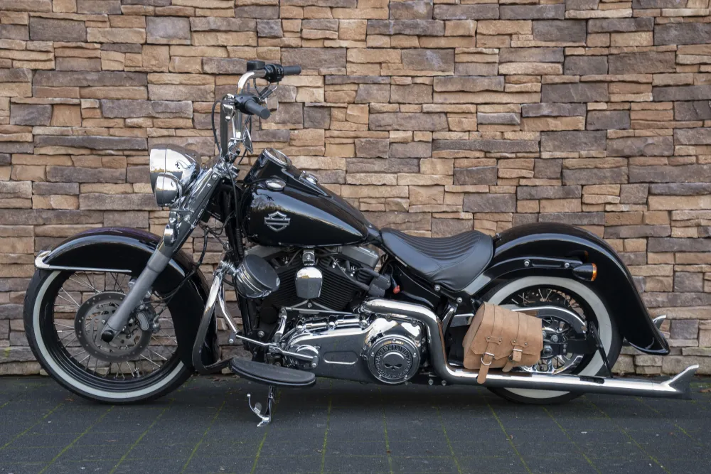 Harley-Davidson FLS Softail Slim 103 Mexican Style