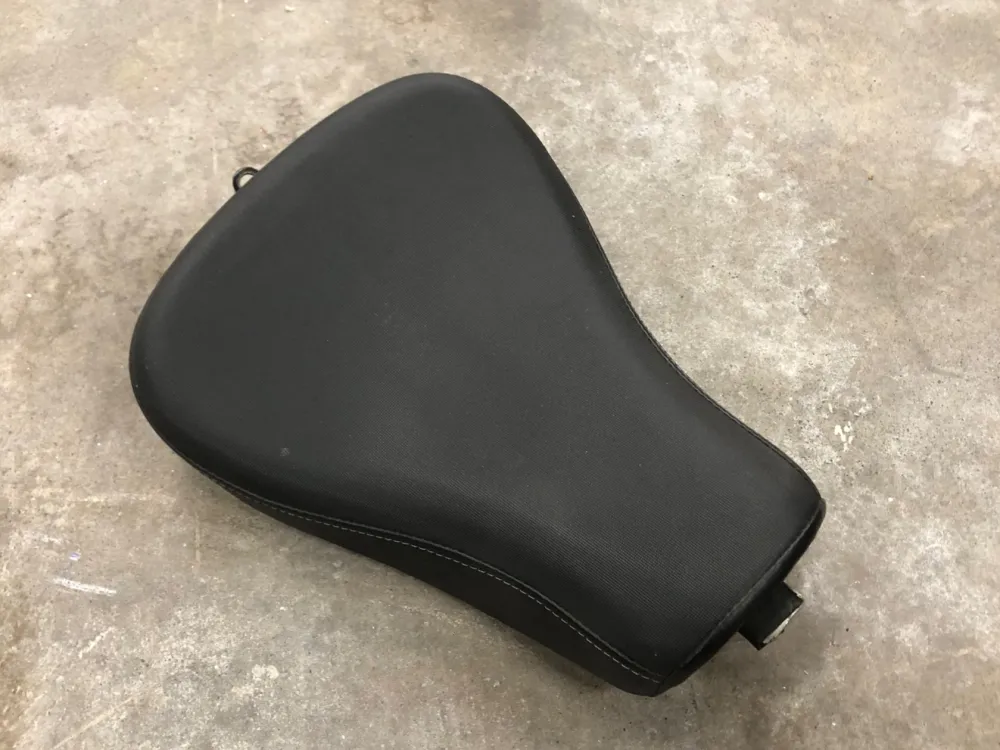 Zadel voor de Harley-Davidson XL1200X Forty Eight (2010-2015) 51911-10