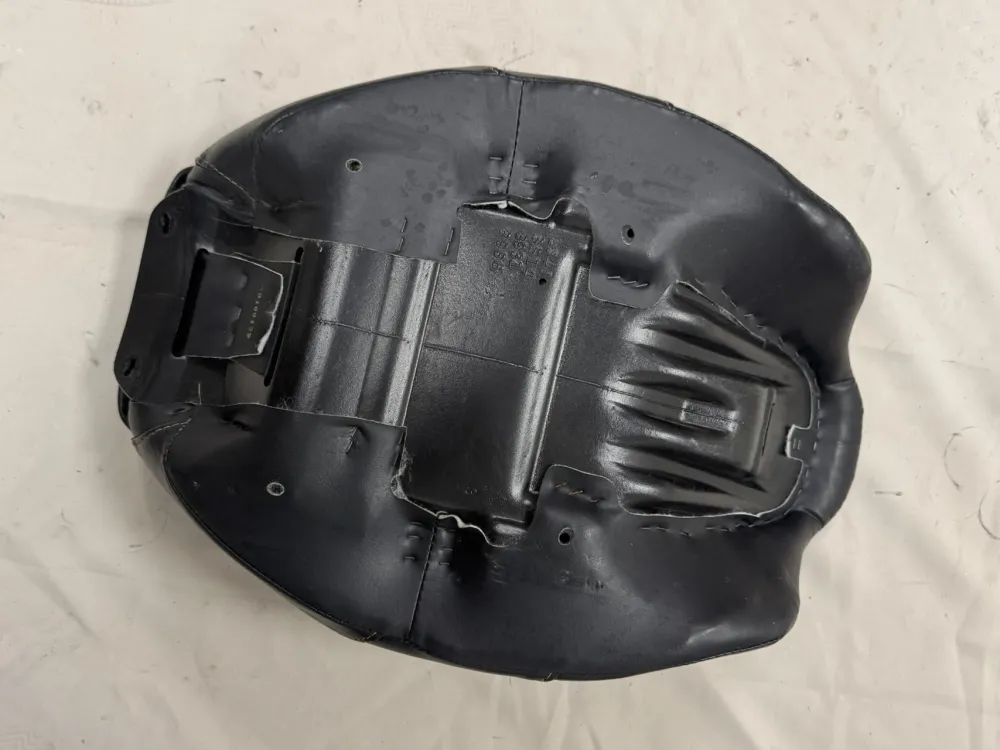 Harley-Davidson Low Profile Touring Seat Diamond Pattern Mahogany Brown (2009-2023) 52000057