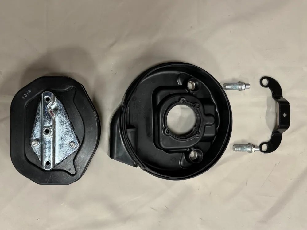 Harley-Davidson XL1200X Forty Eight luchtfilter backplate met filterelement 29000015A / 29400015
