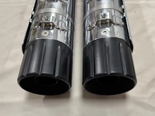 Uitlaatdempers Harley-Davidson Touring Limited en Street Glide CVO M8 2017 64900152 