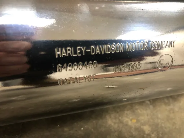 Uitlaatdempers Harley-Davidson M8 Softail Slim en Fat Boy satin (2018-2020) 64900460