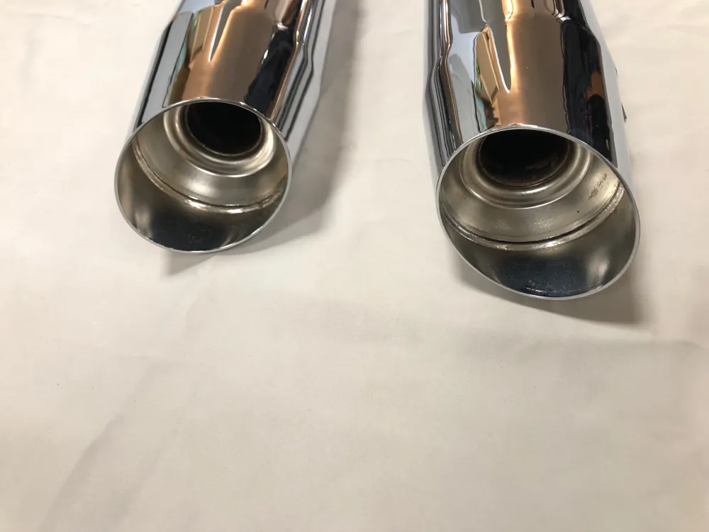 Uitlaatdempers Harley-Davidson Touring M8 origineel chroom (2017-up) 64900239 