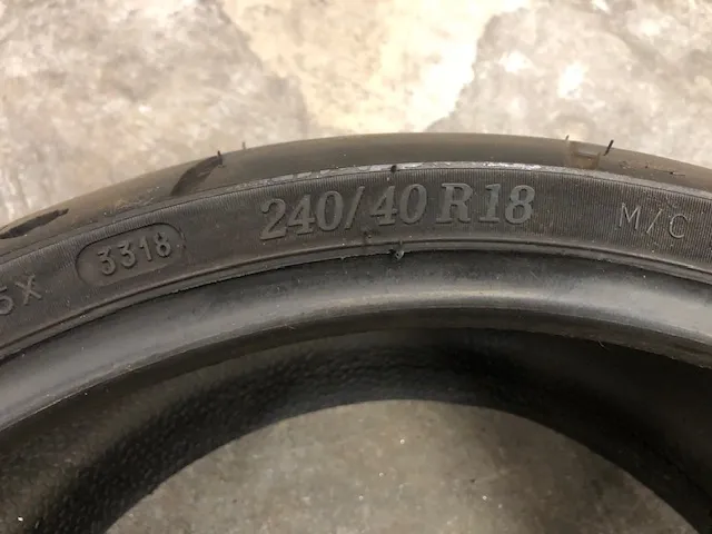 Michelin Scorcher 11 240/40R18 achterband Harley-Davidson