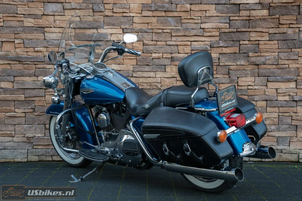 2005 Harley-Davidson FLHRC Road King Classic