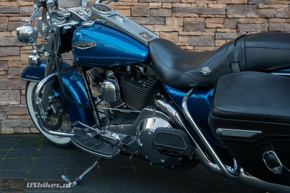 2005 Harley-Davidson FLHRC Road King Classic