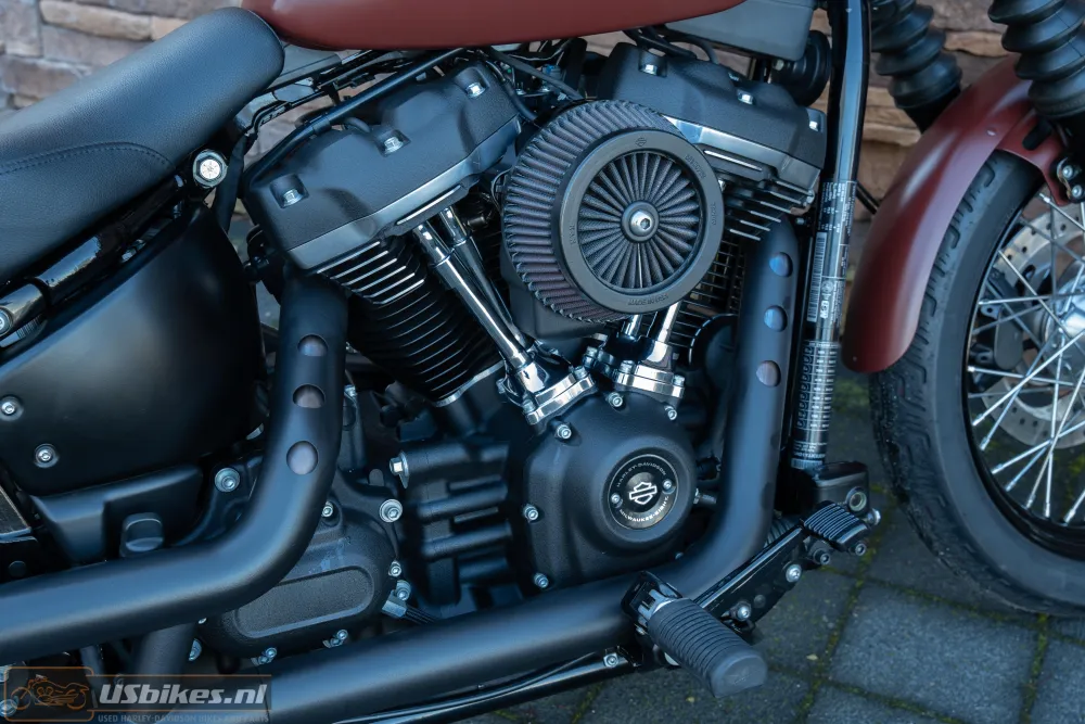 2018 Harley-Davidson FXBB Street Bob Softail 107 M8