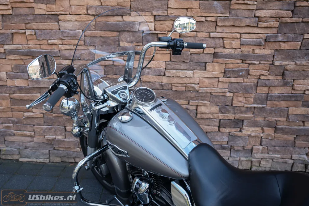 2016 Harley-Davidson FLHR Road King 107 M8