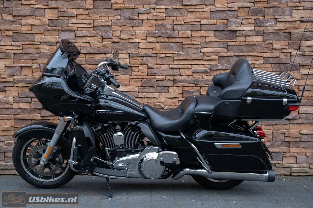 2016 Harley-Davidson FLTRU Road Glide Ultra 103