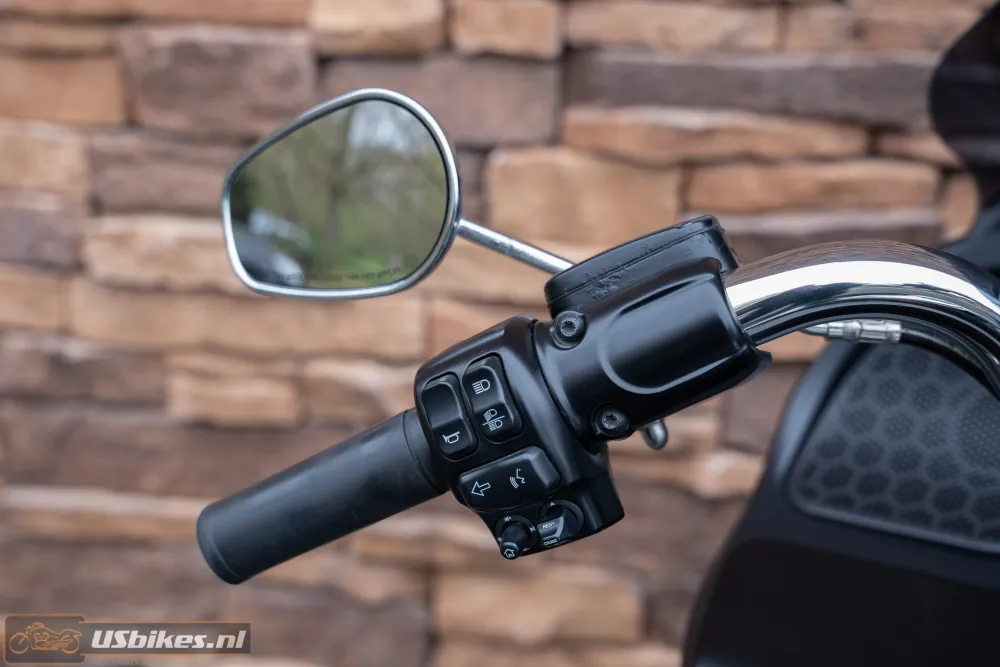 2016 Harley-Davidson FLTRU Road Glide Ultra 103