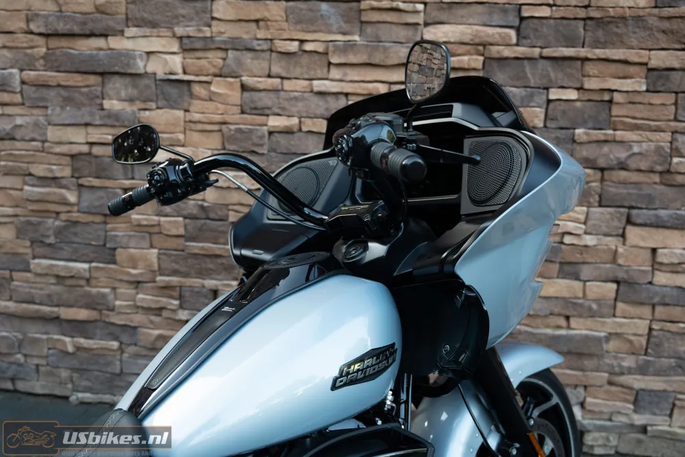 2025 Harley-Davidson FLTRX Road Glide 117 M8 BTW-motor!