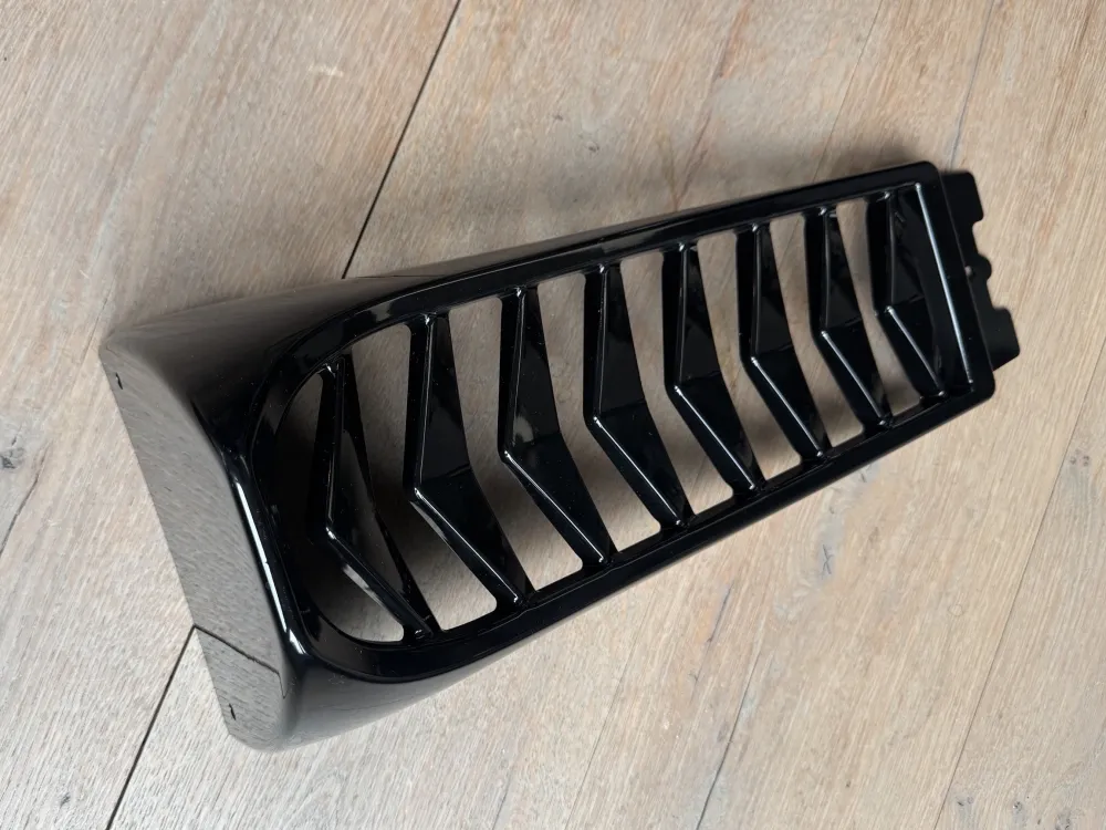 Radiator Cover Softail M8 (2018-up) aftermarket NEW