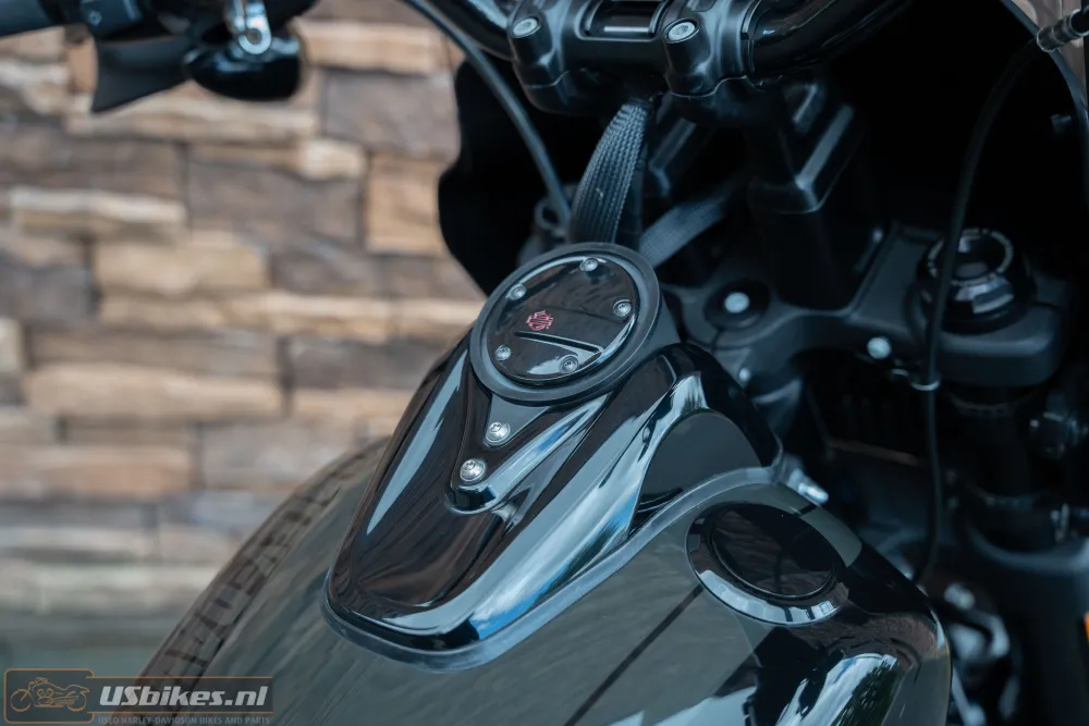 2018 Harley-Davidson FXFB(S) Fat Bob 114 Softail Clubstyle Stage III