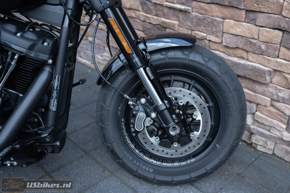 2019 Harley-Davidson FXFB Fat Bob Softail 107 Jekill & Hyde 